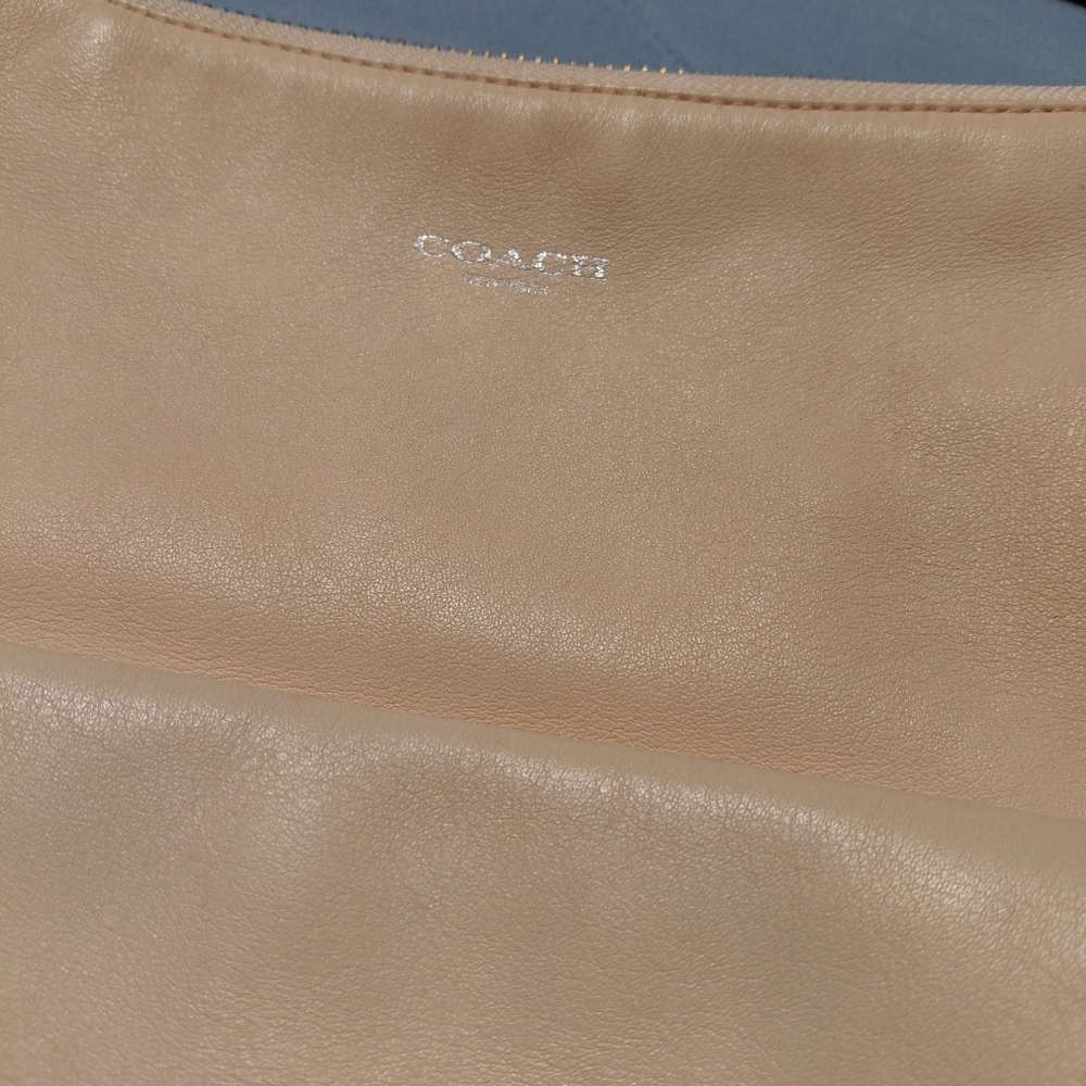 Coach Vintage Legacy Courtenay Coral Hobo Crossbody Handbag - Picture 3 of 7